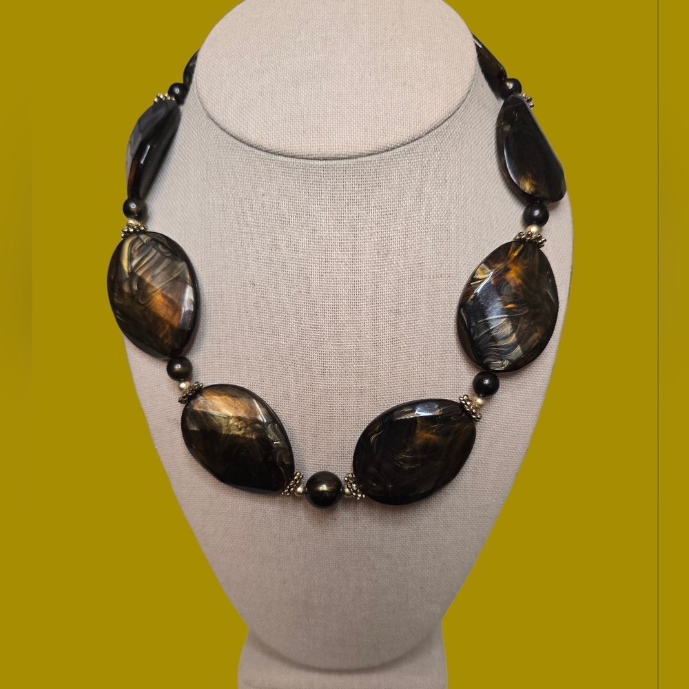 Chunky Lightweight Tortoise Shell Beaded Necklace